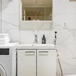 Unique - Location With Sauna شقة